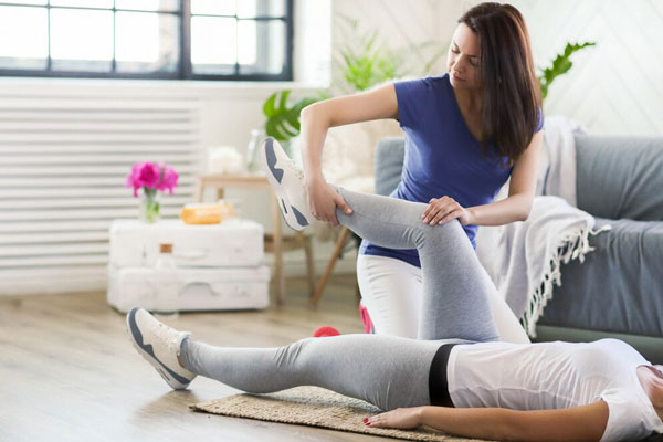 فیزیوتراپی سیاتیک در منزل